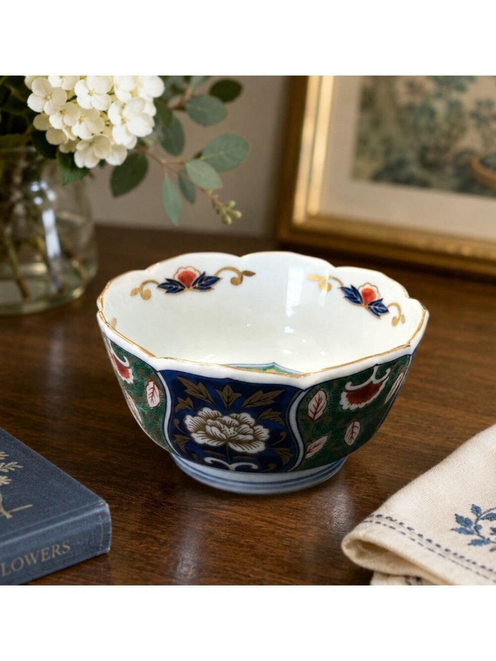 Japanese OMC Imari Style Porcelain Bowl Floral Gold Accents Scalloped Edge